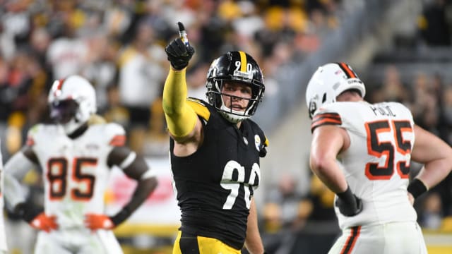 Sep 18, 2023; Pittsburgh, Pennsylvania, USA; Pittsburgh Steelers linebacker T.J. Watt acknowledges the crowd as they play the Cleveland Browns at Acrisure Stadium. Mandatory Credit: Philip G. Pavely-USA TODAY Sports